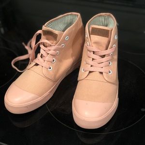 NEW Bangs desert rose high top sneaker